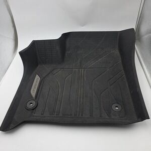 18-23 Chevrolet Traverse Both Driver Passenger All Weather Floor Mats 84331850